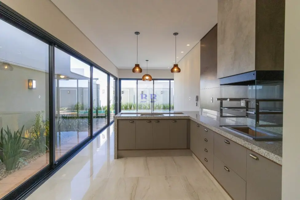 Foto 4 de Casa com 3 quartos à venda, 224m2 em Villa Piemonte II, Franca - SP