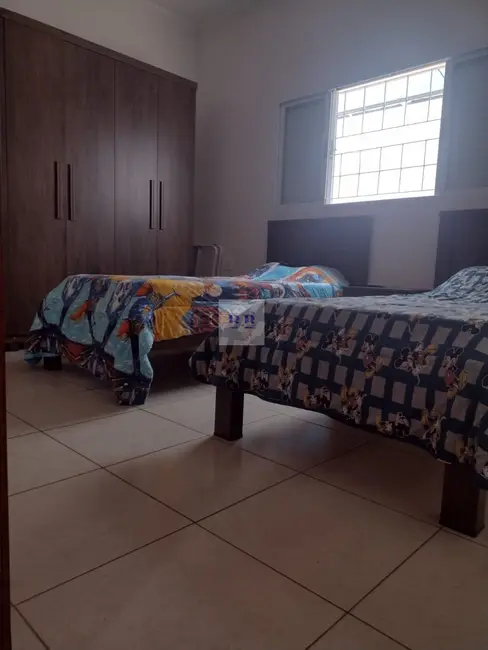 Foto 6 de Casa com 3 quartos à venda, 215m2 em Jardim Califórnia, Franca - SP