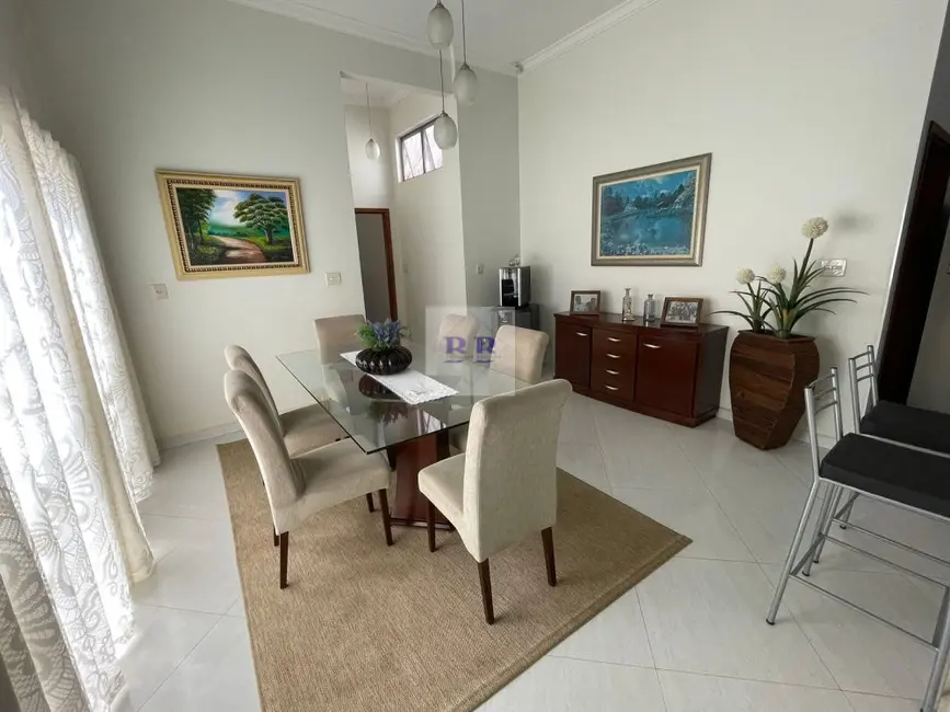 Foto 6 de Casa com 3 quartos à venda, 344m2 em Jardim Francano, Franca - SP
