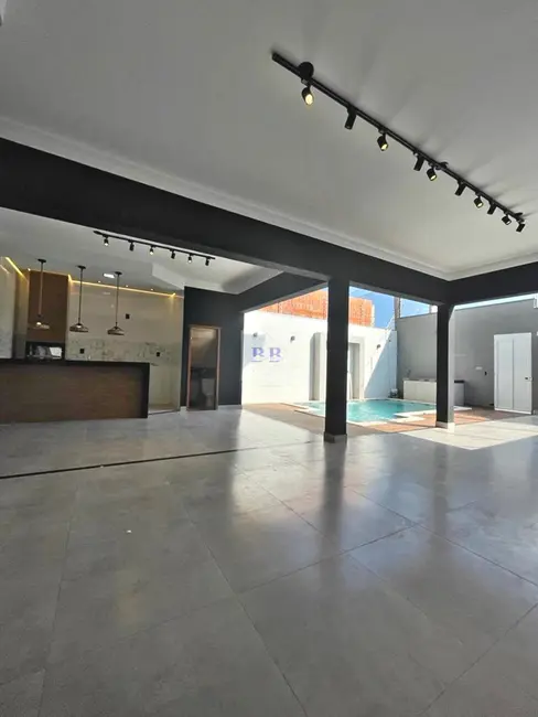 Foto 2 de Casa com 3 quartos à venda, 276m2 em Jardim Três Colinas, Franca - SP