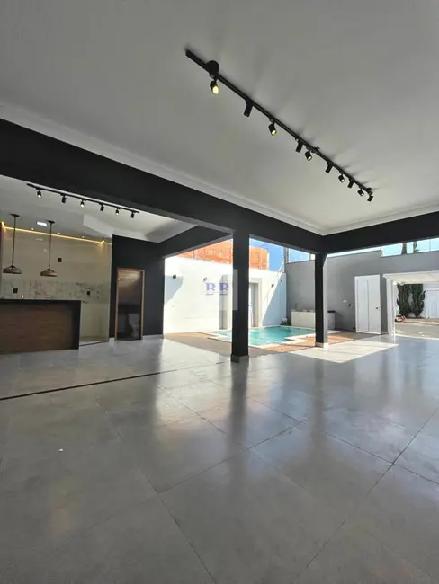 Foto 1 de Casa com 3 quartos à venda, 276m2 em Jardim Três Colinas, Franca - SP