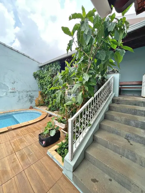 Foto 4 de Casa com 3 quartos à venda, 186m2 em Jardim Riviera, Franca - SP