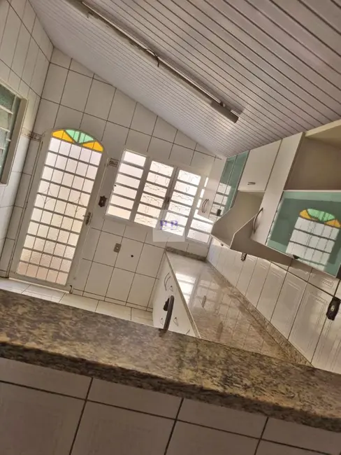 Foto 8 de Casa com 3 quartos à venda, 236m2 em Prolongamento Vila Duque de Caxias, Franca - SP