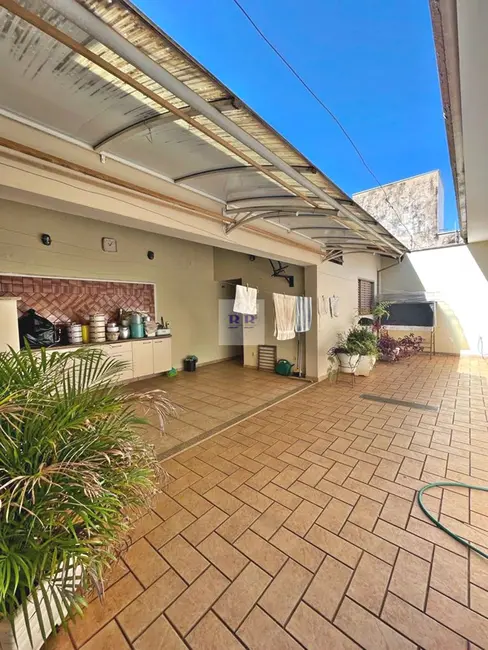 Foto 1 de Casa com 3 quartos à venda, 185m2 em Prolongamento Jardim Ângela Rosa, Franca - SP