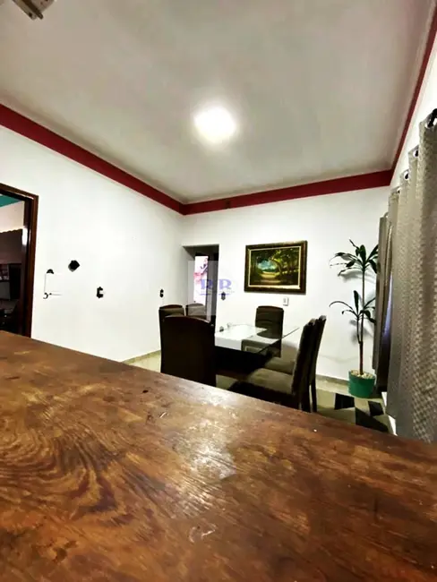 Foto 4 de Casa com 3 quartos à venda, 150m2 em Jardim Noêmia, Franca - SP