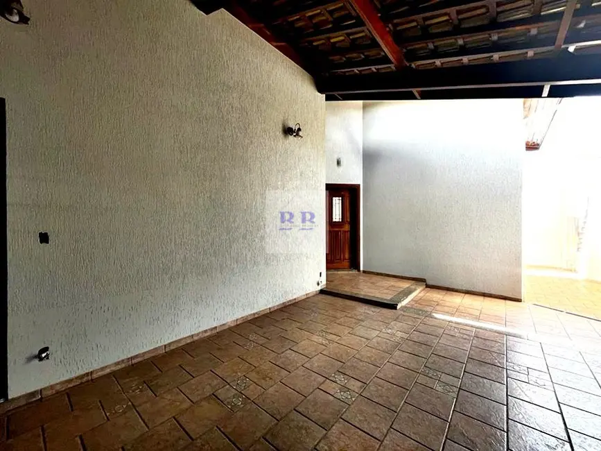 Foto 3 de Casa com 3 quartos à venda, 200m2 em Jardim Ângela Rosa, Franca - SP