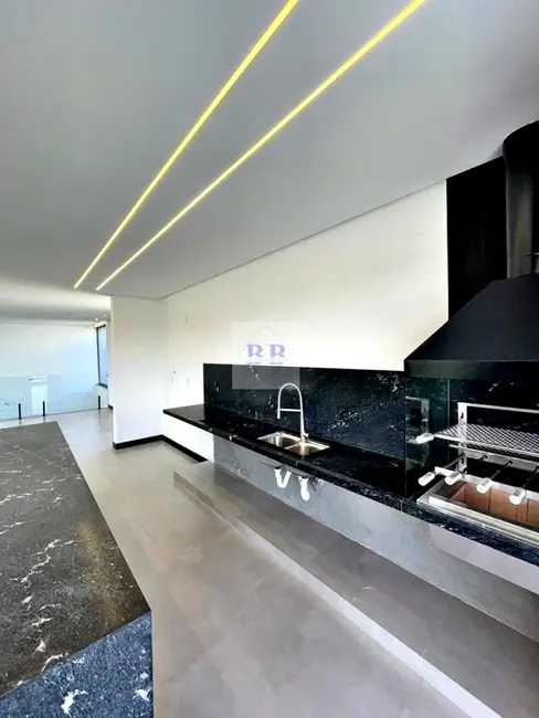 Foto 3 de Casa com 3 quartos à venda, 318m2 em Parque Universitário, Franca - SP