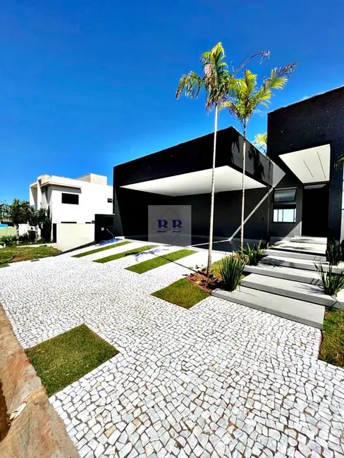 Foto 9 de Casa com 3 quartos à venda, 318m2 em Parque Universitário, Franca - SP