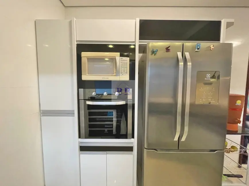 Casa com 4 quartos à venda, 307m2 em Jardim Centenário, Franca - SP - imagem 9 Foto 9 de Casa com 4 quartos à venda, 307m2 em Jardim Centenário, Franca - SP