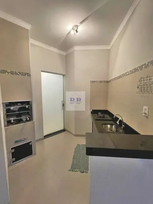 Foto 2 de Casa com 4 quartos à venda, 307m2 em Jardim Centenário, Franca - SP