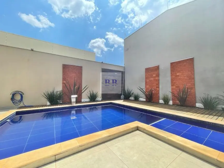 Foto 6 de Sobrado com 3 quartos à venda, 236m2 em Jardim Santa Lúcia, Franca - SP