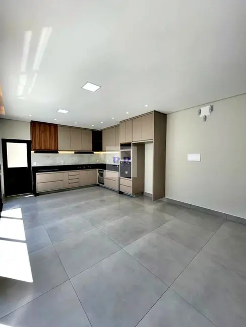 Foto 3 de Sobrado com 3 quartos à venda, 157m2 em Esplanada Primo Meneghetti II, Franca - SP