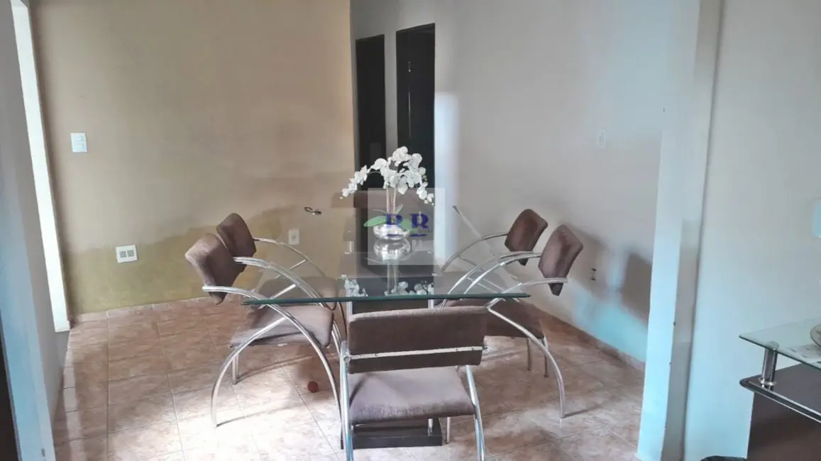 Foto 2 de Casa com 3 quartos à venda, 150m2 em Jardim Panorama, Franca - SP