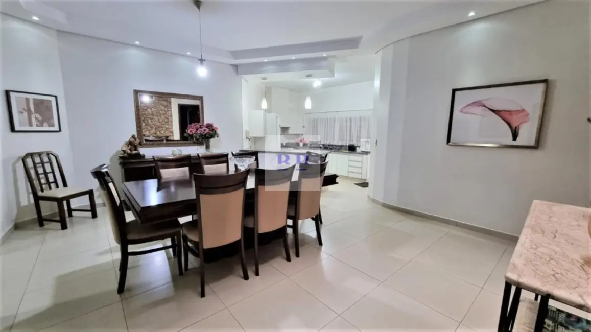 Foto 5 de Casa com 5 quartos à venda, 495m2 em São Joaquim, Franca - SP