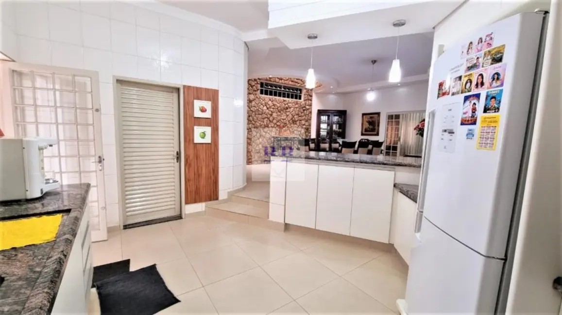 Foto 3 de Casa com 5 quartos à venda, 495m2 em São Joaquim, Franca - SP