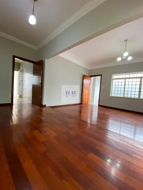 Foto 7 de Casa com 3 quartos à venda, 150m2 em Franca - SP