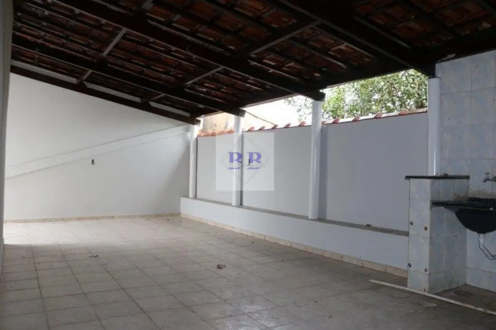 Foto 1 de Casa com 2 quartos à venda, 150m2 em Vila Aparecida, Franca - SP