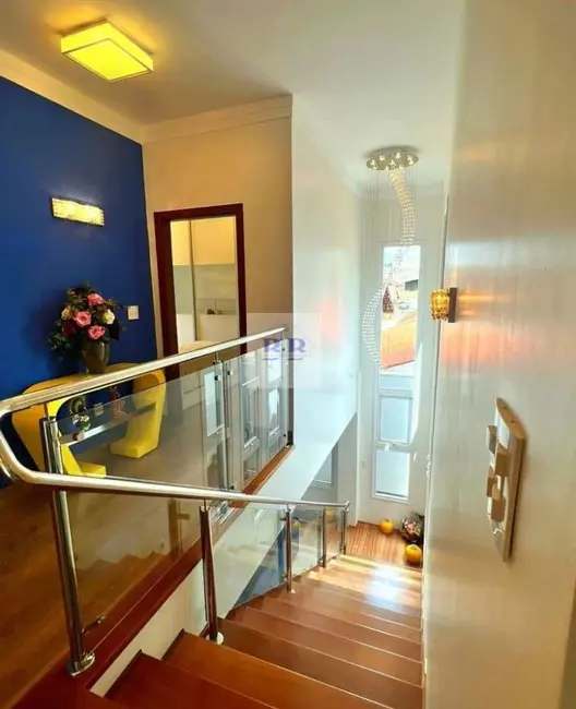 Foto 3 de Sobrado com 3 quartos à venda, 300m2 em São Joaquim, Franca - SP