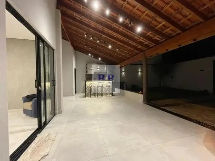 Foto 2 de Casa com 3 quartos à venda, 170m2 em Franca Pólo Club, Franca - SP