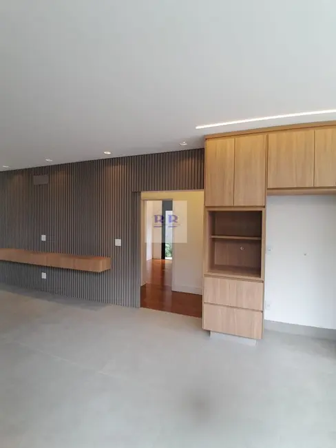 Foto 9 de Apartamento com 3 quartos à venda, 206m2 em Residencial Olivito, Franca - SP