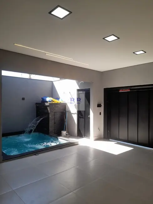 Foto 2 de Casa com 3 quartos à venda, 144m2 em Esplanada Primo Meneghetti II, Franca - SP