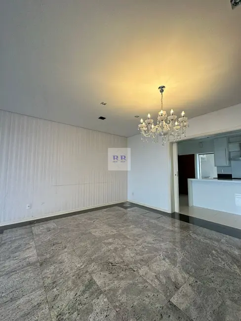 Foto 4 de Apartamento com 3 quartos à venda, 200m2 em Centro, Franca - SP