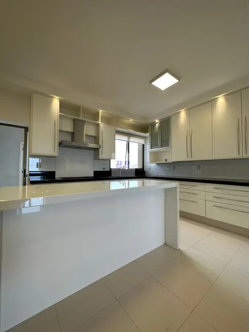 Foto 6 de Apartamento com 3 quartos à venda, 200m2 em Centro, Franca - SP