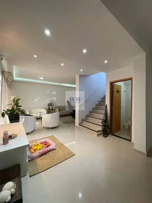 Foto 4 de Sobrado com 3 quartos à venda, 285m2 em Jardim Flórida, Franca - SP