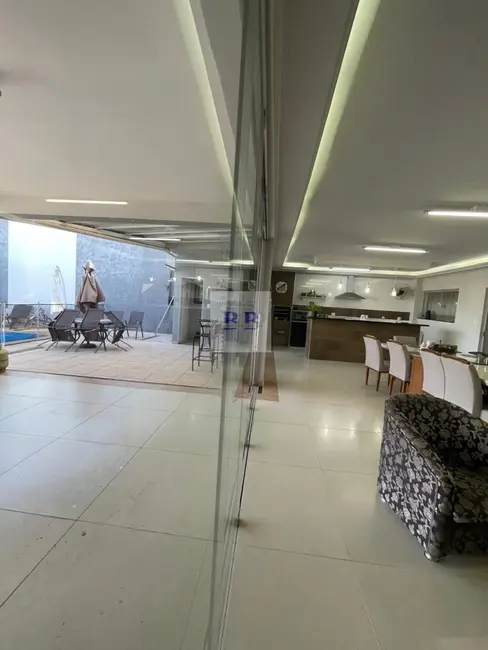 Foto 9 de Sobrado com 3 quartos à venda, 285m2 em Jardim Flórida, Franca - SP