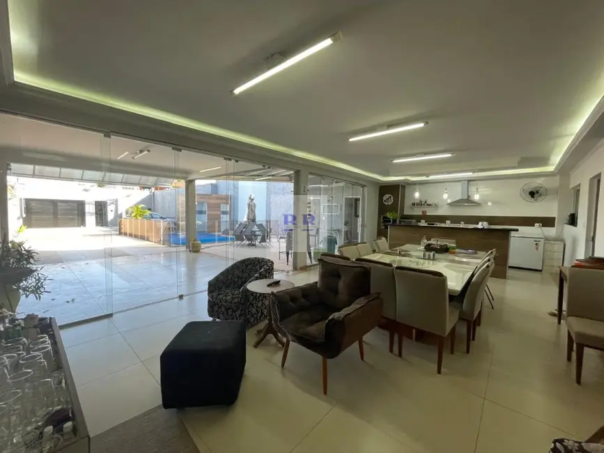 Foto 7 de Sobrado com 3 quartos à venda, 285m2 em Jardim Flórida, Franca - SP