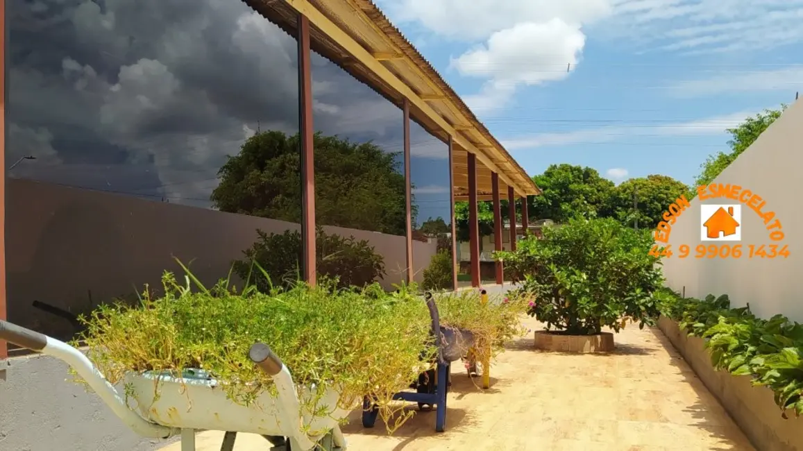 Foto 25 de Casa com 3 quartos à venda, 675m2 em Centro, Terra Roxa - PR