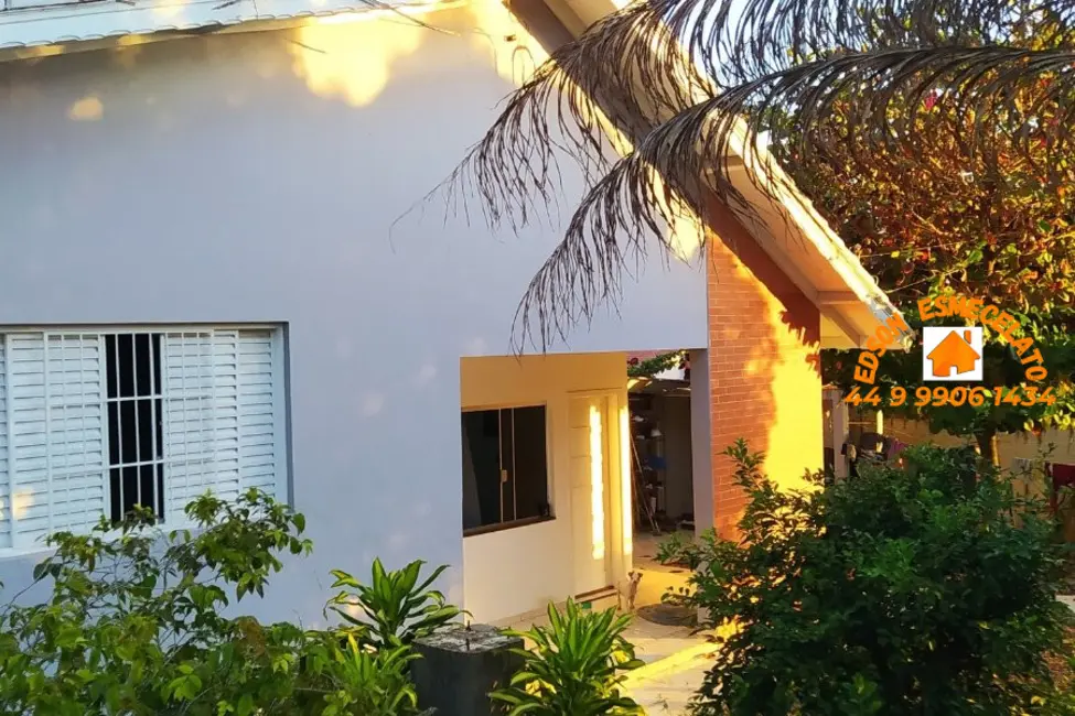 Casa com 3 quartos à venda, 352m2 em Centro, Terra Roxa - PR - imagem 1 Foto 1 de Casa com 3 quartos à venda, 352m2 em Centro, Terra Roxa - PR