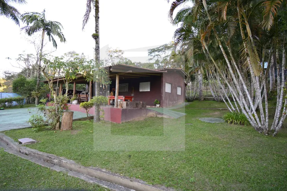 Foto 2 de Chácara com 4 quartos à venda, 7000m2 em Centro, Juquitiba - SP