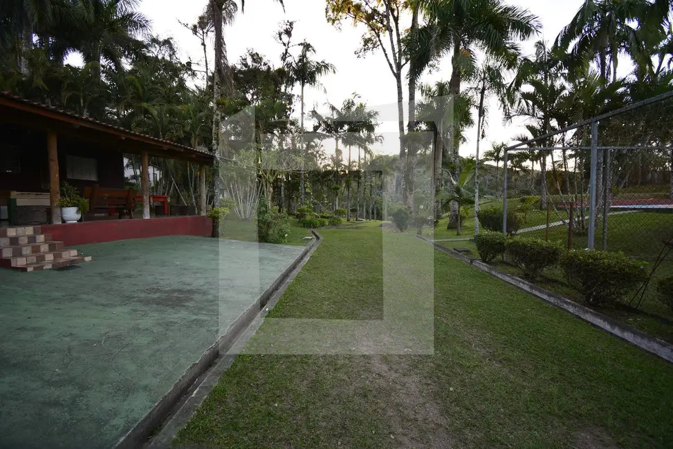 Foto 8 de Chácara com 4 quartos à venda, 7000m2 em Centro, Juquitiba - SP