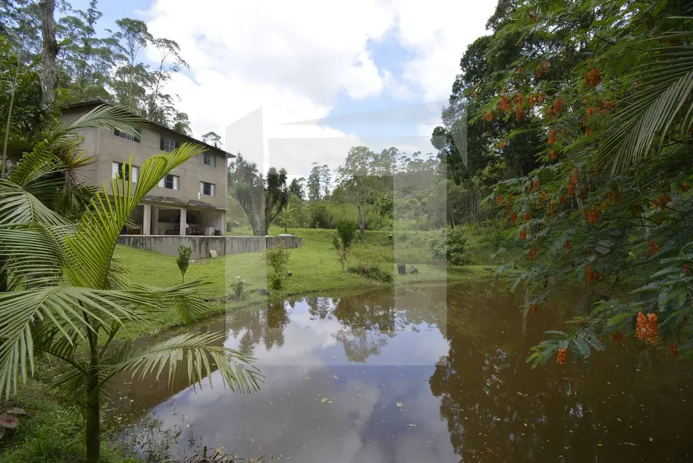 Foto 6 de Chácara com 6 quartos à venda, 6100m2 em Centro, Juquitiba - SP