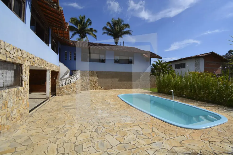 Foto 6 de Chácara com 3 quartos à venda, 3000m2 em Centro, Juquitiba - SP