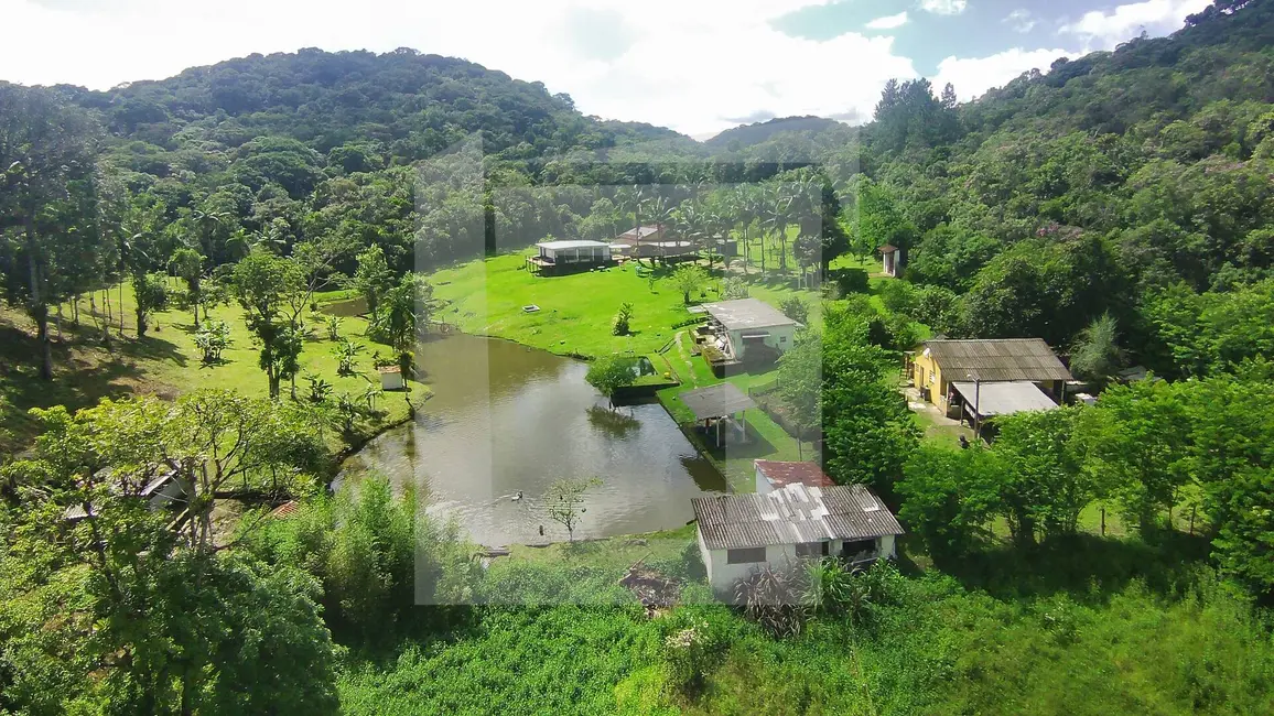 Foto 4 de Sítio / Rancho com 5 quartos à venda, 60000m2 em Centro, Juquitiba - SP