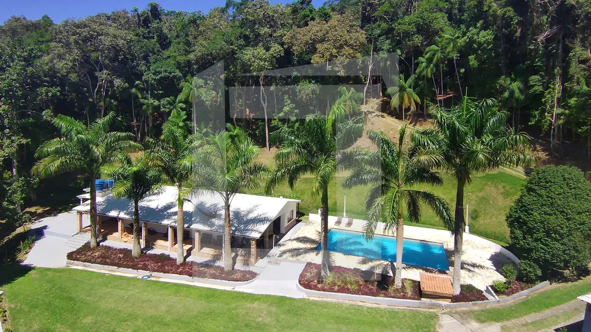 Foto 1 de Sítio / Rancho com 7 quartos à venda, 40000m2 em Centro, Juquitiba - SP
