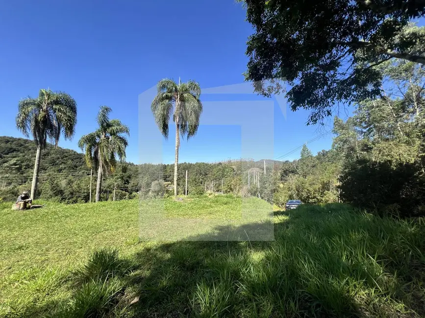 Foto 2 de Chácara com 2 quartos à venda, 2081m2 em Centro, Juquitiba - SP