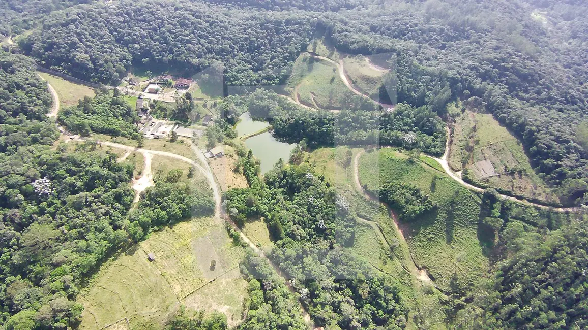 Foto 26 de Chácara à venda, 412m2 em Juquitiba - SP