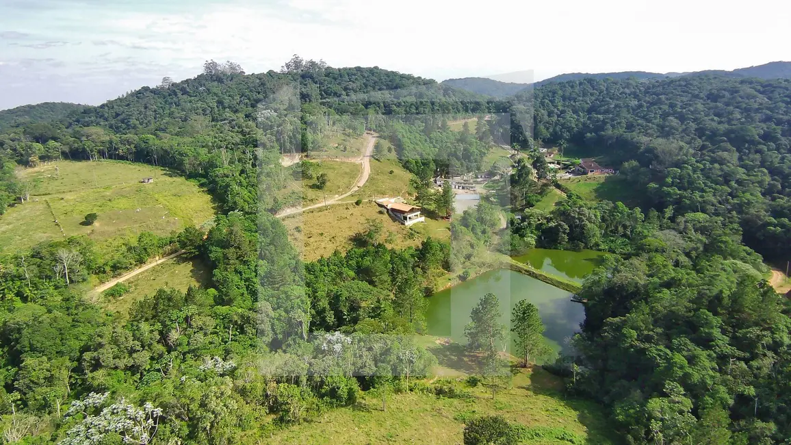 Foto 24 de Chácara à venda, 412m2 em Juquitiba - SP