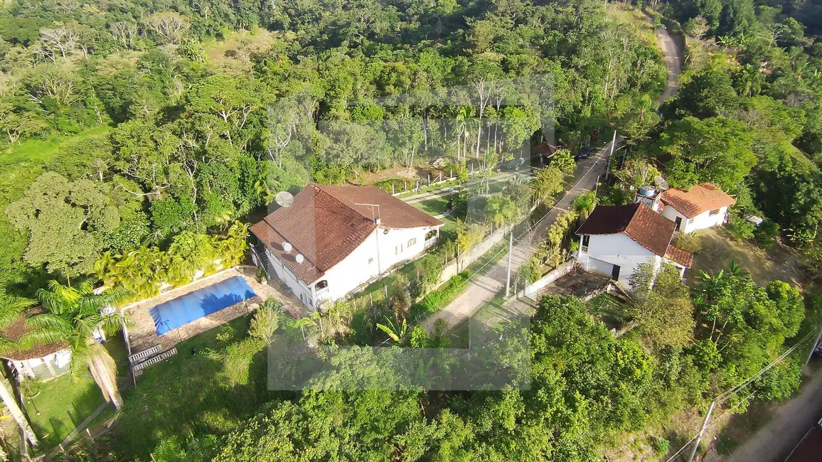 Foto 6 de Chácara com 4 quartos à venda, 4300m2 em Centro, Juquitiba - SP