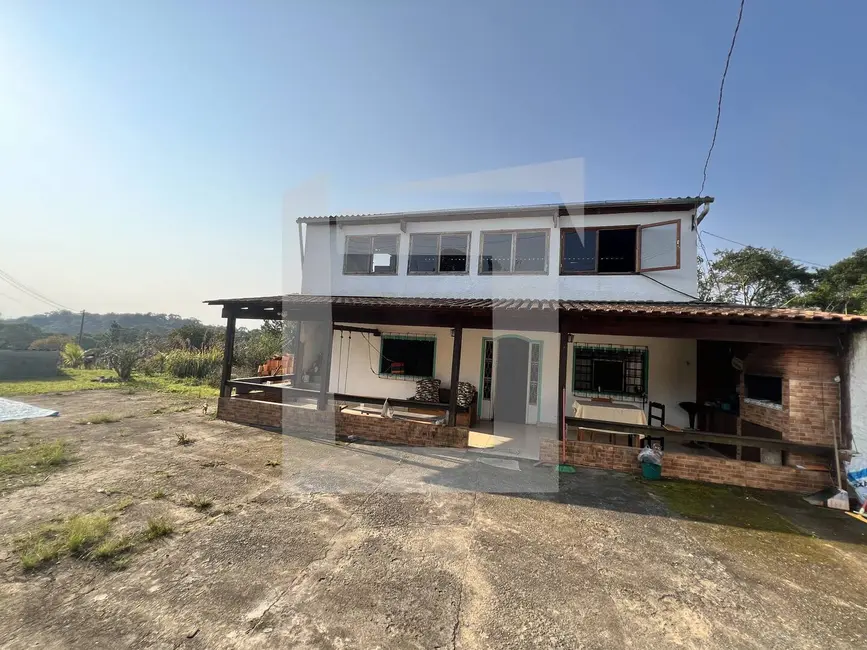 Foto 2 de Chácara com 3 quartos à venda, 2800m2 em Centro, Juquitiba - SP