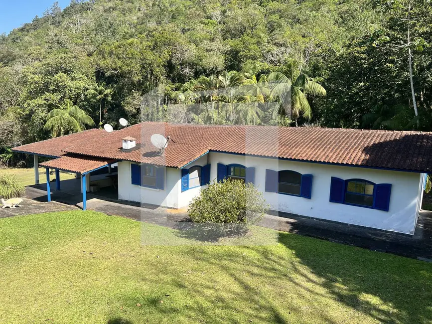 Foto 1 de Sítio / Rancho com 4 quartos à venda, 726000m2 em Centro, Juquitiba - SP