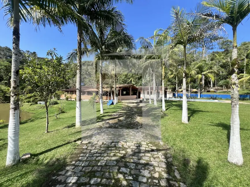 Foto 6 de Chácara com 3 quartos à venda, 9000m2 em Centro, Juquitiba - SP