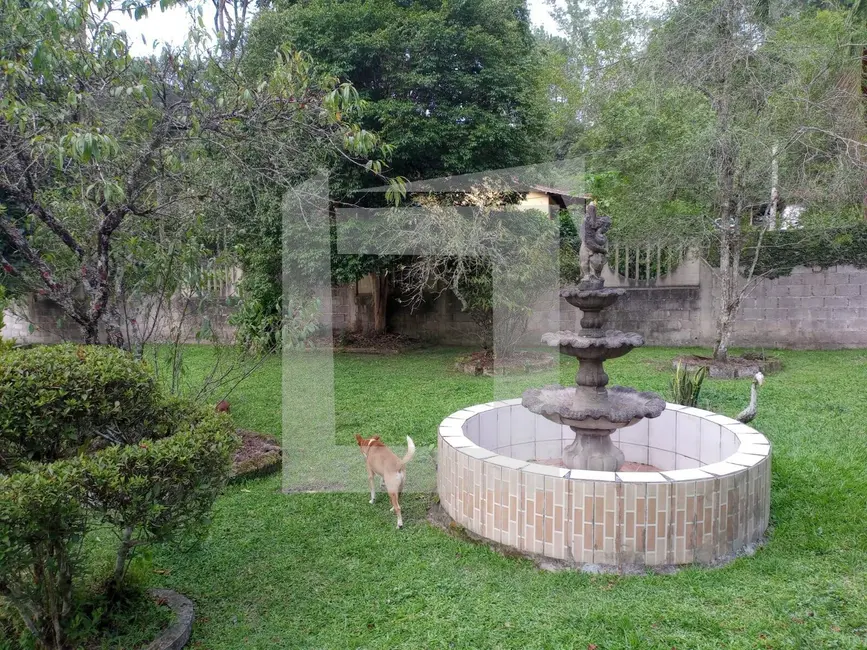 Foto 4 de Chácara com 3 quartos à venda, 4500m2 em Centro, Juquitiba - SP