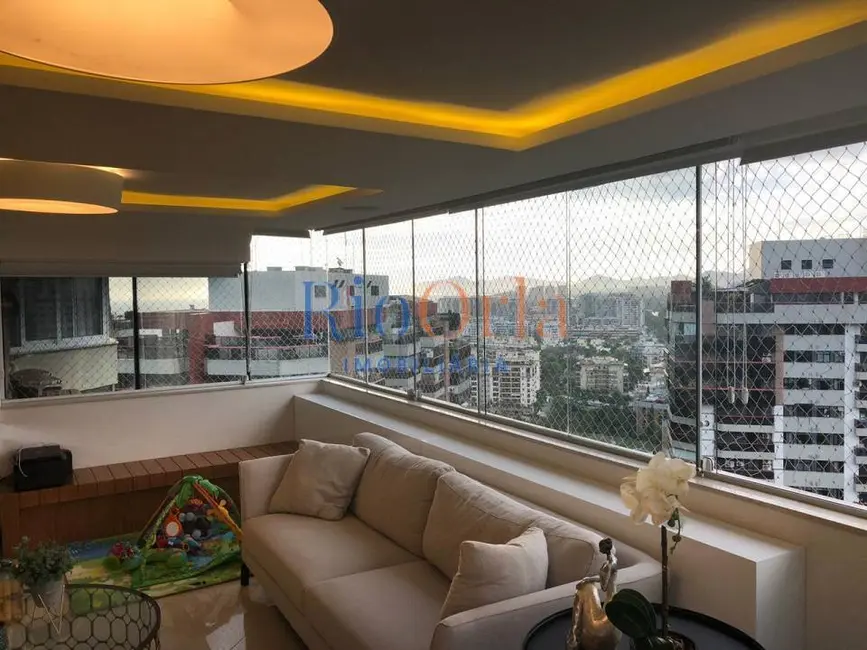 Foto 2 de Apartamento com 3 quartos à venda, 220m2 em Barra da Tijuca, Rio De Janeiro - RJ