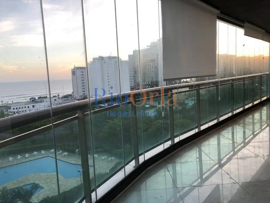Foto 2 de Apartamento com 4 quartos à venda, 230m2 em Barra da Tijuca, Rio De Janeiro - RJ