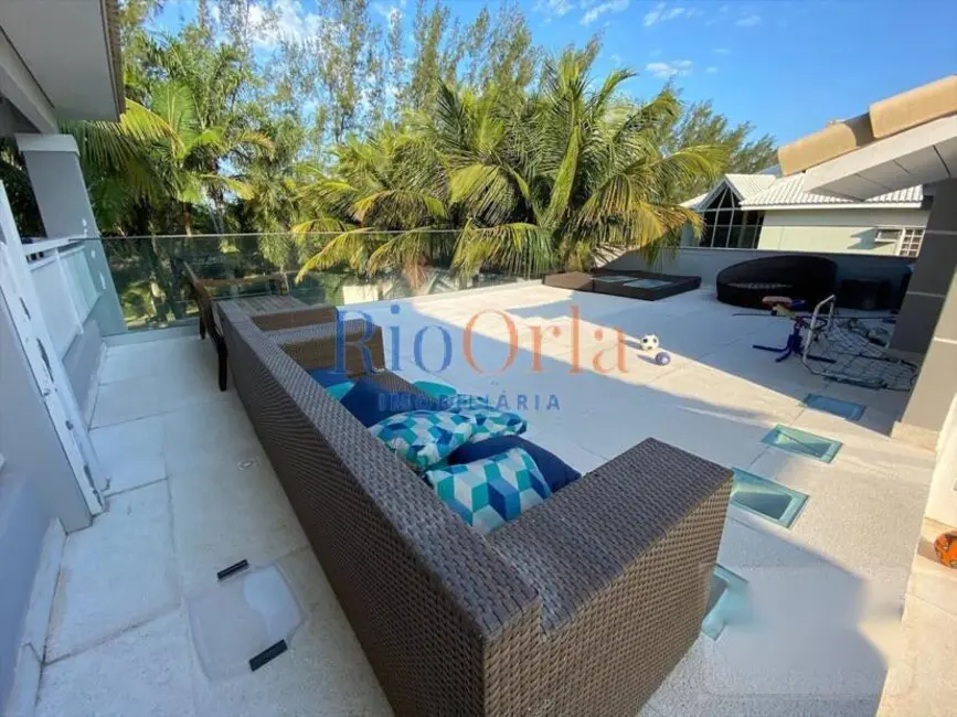 Casa com 4 quartos à venda, 1170m2 em Barra da Tijuca, Rio De Janeiro - RJ - imagem 5 Foto 5 de Casa com 4 quartos à venda, 1170m2 em Barra da Tijuca, Rio De Janeiro - RJ