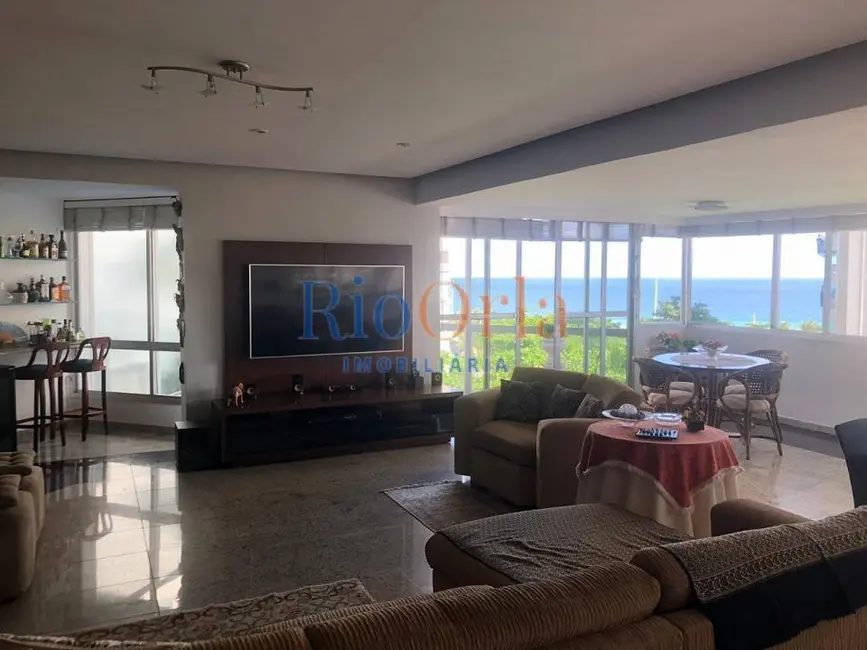 Apartamento com 4 quartos à venda, 299m2 em Barra da Tijuca, Rio De Janeiro - RJ - imagem 1 Foto 1 de Apartamento com 4 quartos à venda, 299m2 em Barra da Tijuca, Rio De Janeiro - RJ